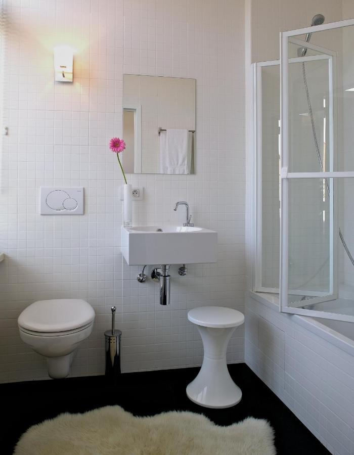 Two-Bedroom Townhouse,1056026281:JPEG